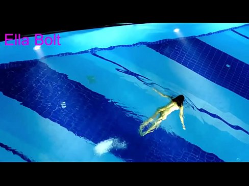 ❤️ No puc parar de mirar-la, jove rossa presa nedant nua a la piscina del complex ELLA BOLT ☑ Porno de qualitat a nosaltres ca.pornburst.ru